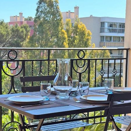 Port Marine Apartment Сен Максим Екстериор снимка