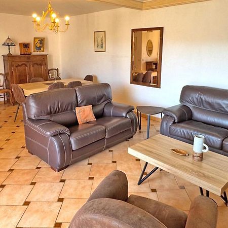 Port Marine Apartment Сен Максим Екстериор снимка