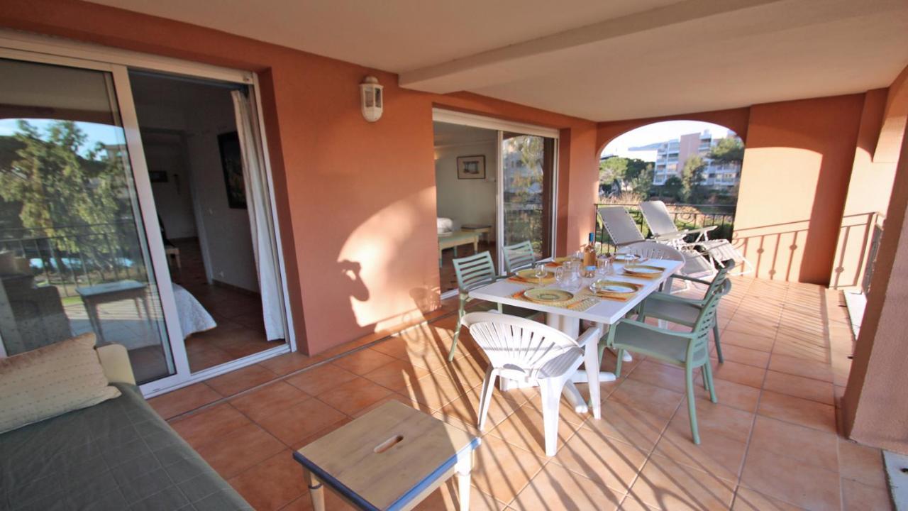 Port Marine Apartment Сен Максим Екстериор снимка