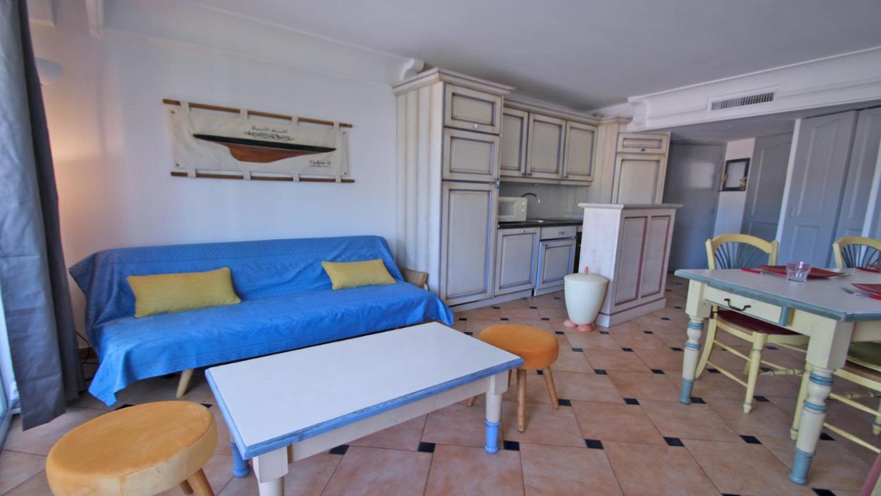 Port Marine Apartment Сен Максим Екстериор снимка