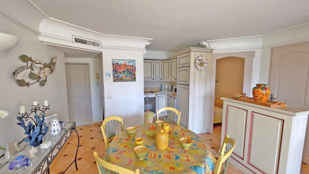 Port Marine Apartment Сен Максим Екстериор снимка