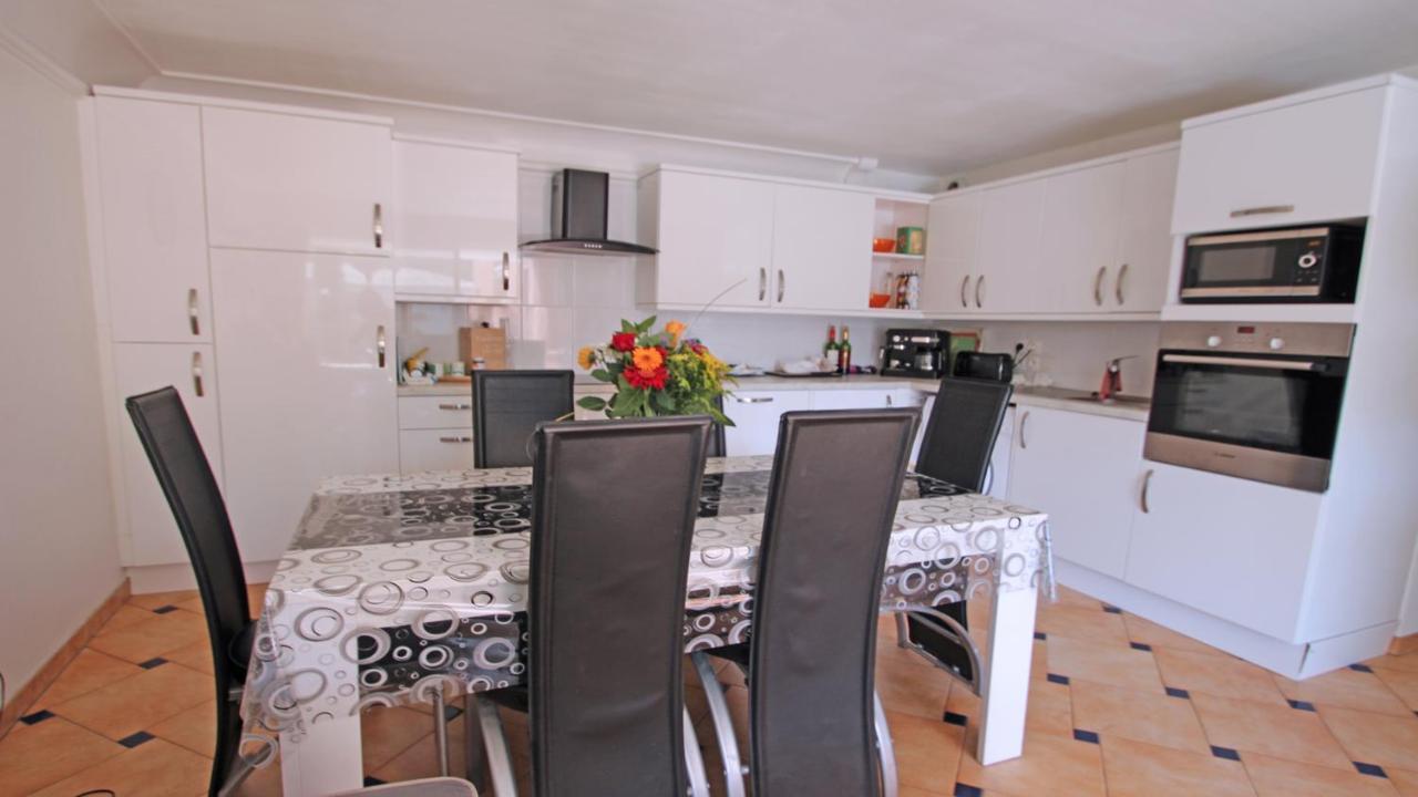 Port Marine Apartment Сен Максим Екстериор снимка